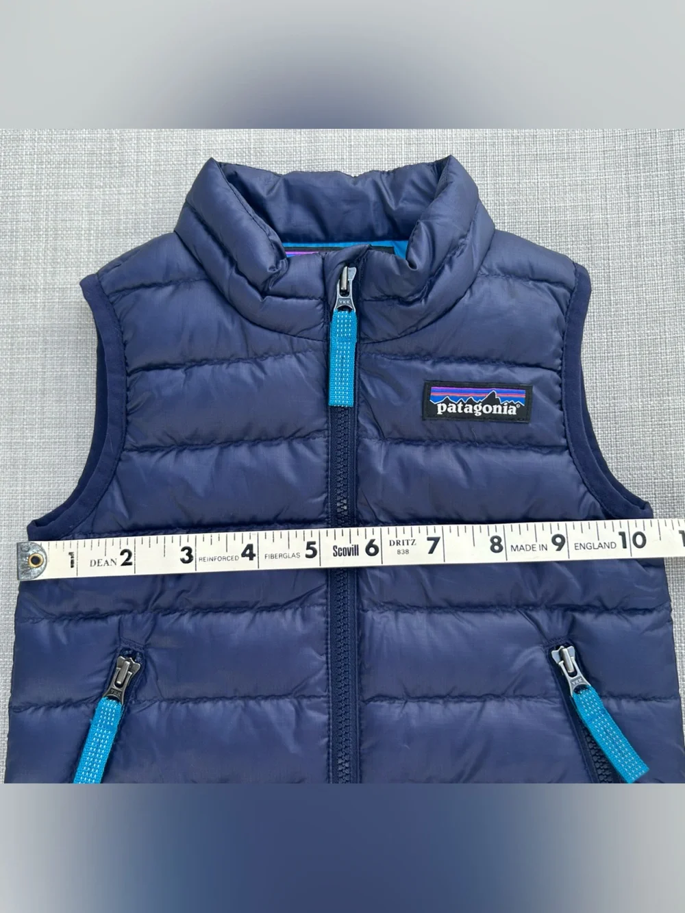 Patagonia Baby Down Sweater Vest in Classic Navy 3-6 months